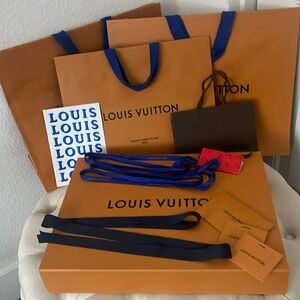 Louis Vuitton Packaging 🧡🤎